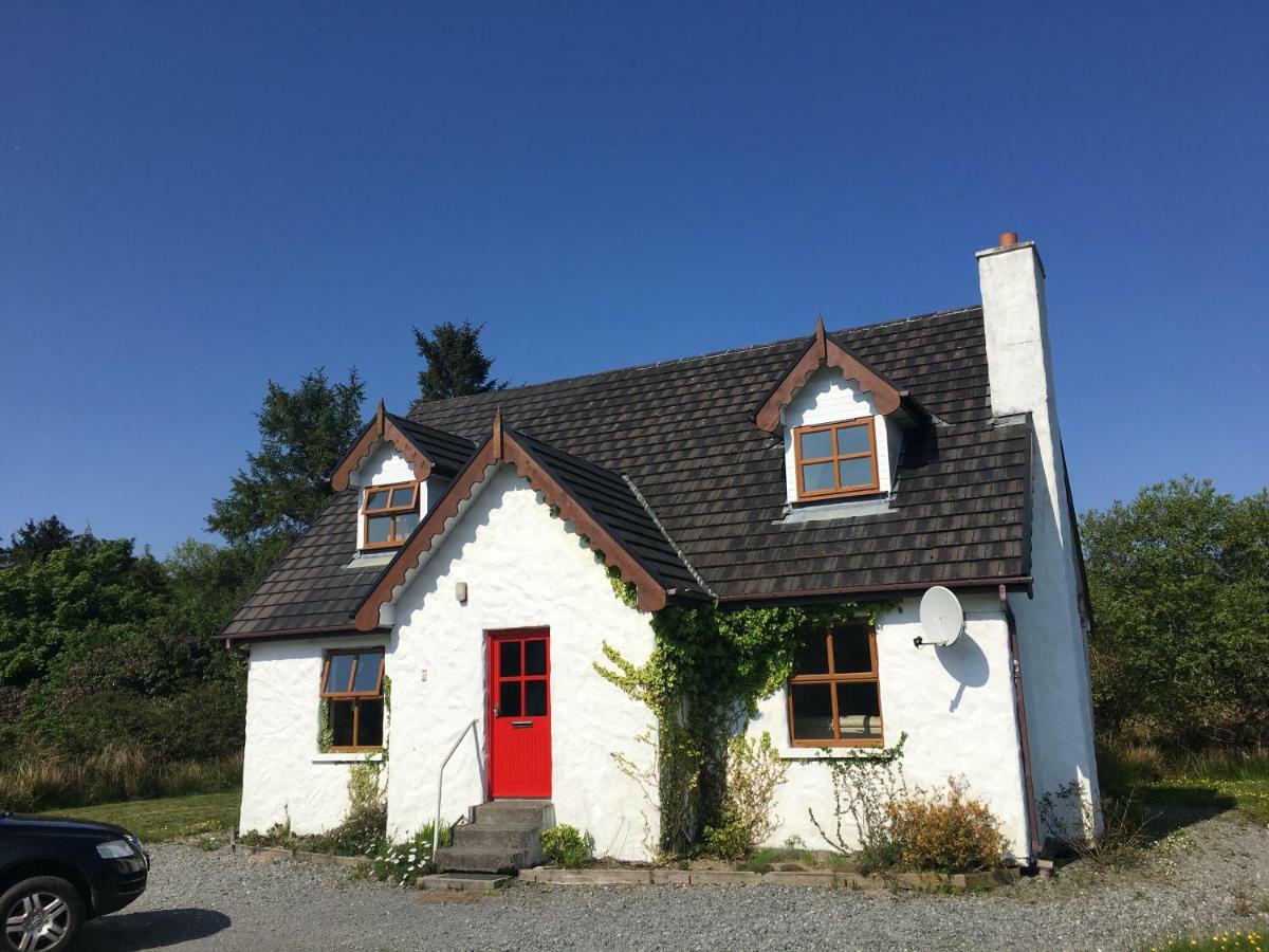 Heatherhill Farm Cottage In Letterfrack Beside Connemara National Park Екстер'єр фото