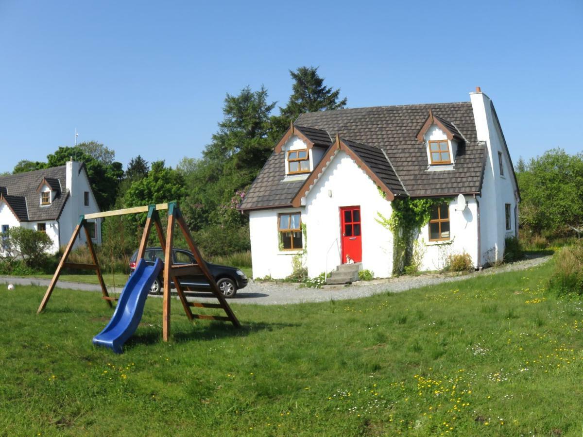 Heatherhill Farm Cottage In Letterfrack Beside Connemara National Park Екстер'єр фото